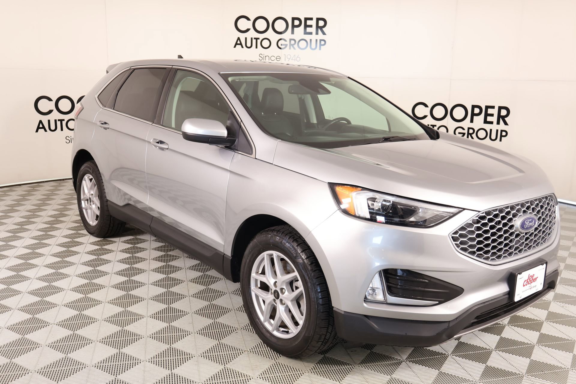 Used 2023 Ford Edge SEL w/ Convenience Package