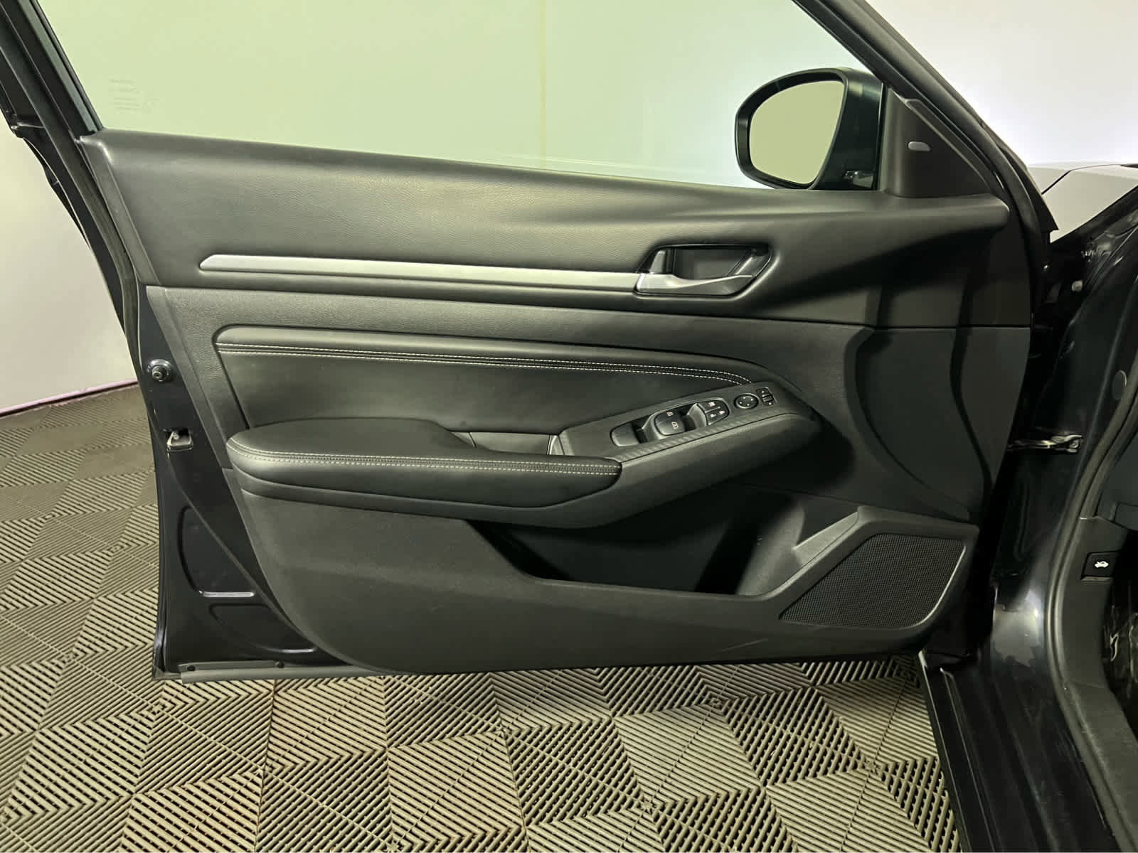Used 2019 Nissan Altima 2.5 SV AWD/4WD image 24