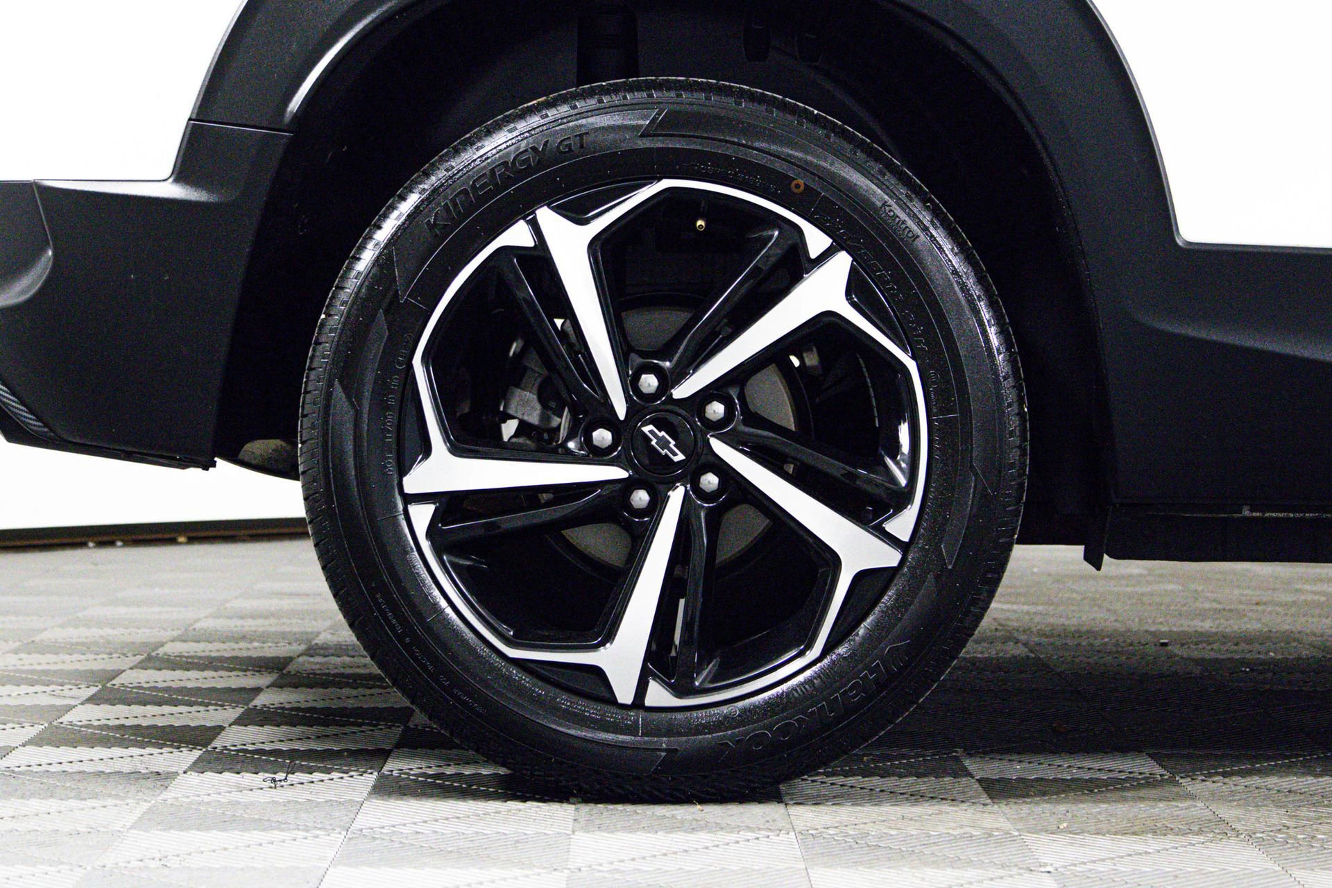 Used 2023 Chevrolet TrailBlazer RS FWD image 43