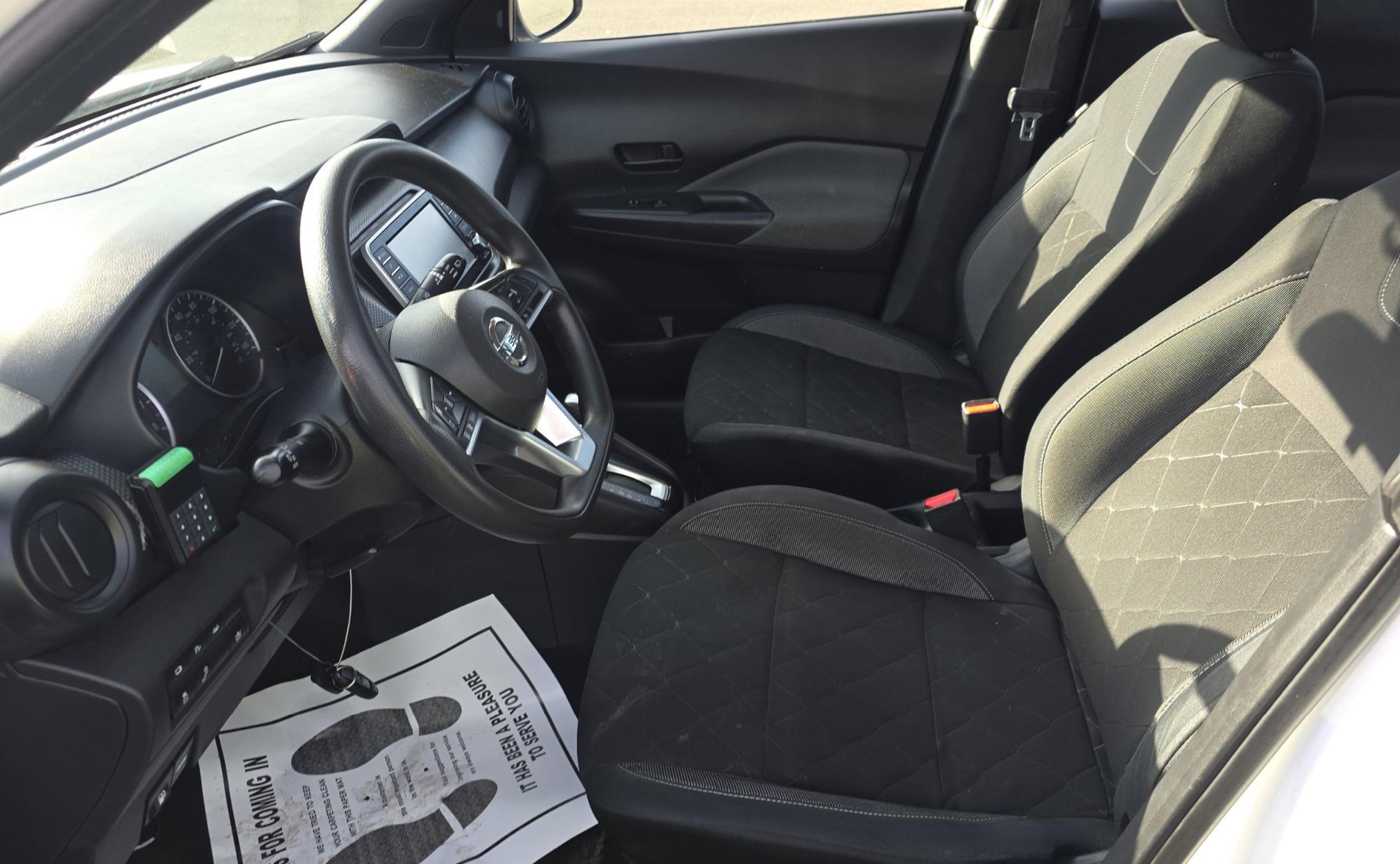 Used 2020 Nissan Kicks S image 6