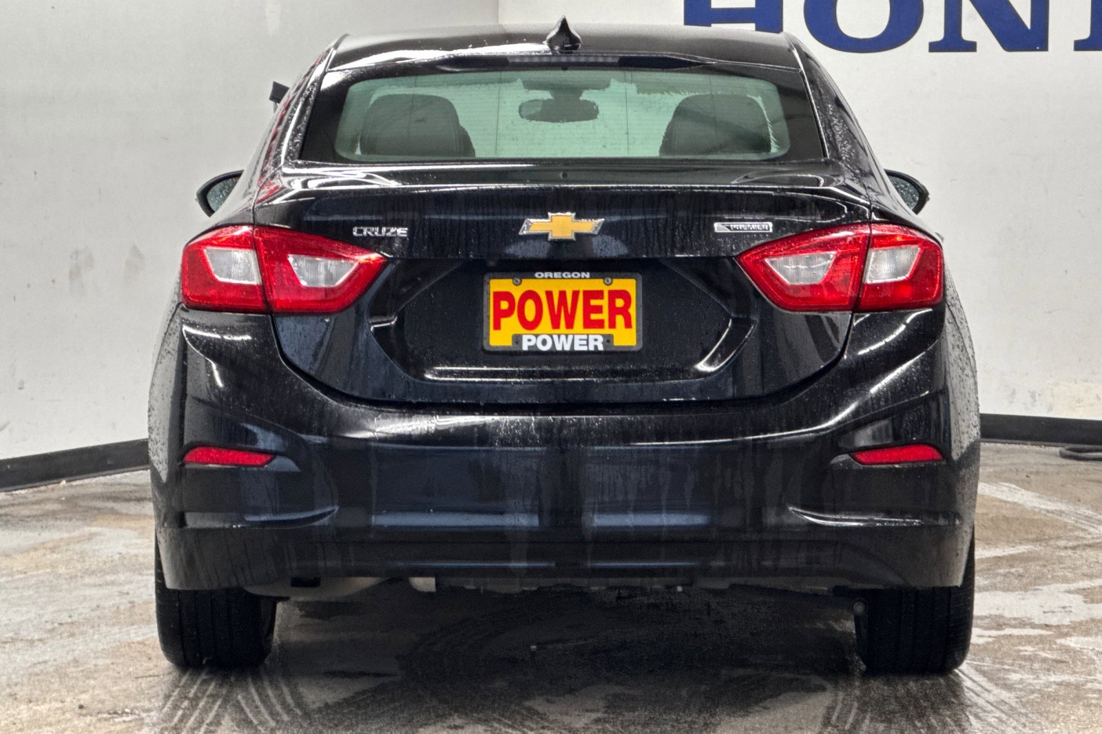 Used 2017 Chevrolet Cruze Premier image 4