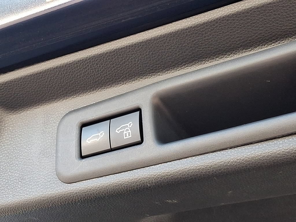Certified 2023 Toyota Sequoia Platinum AWD/4WD image 35