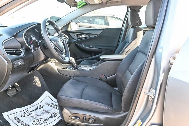 Used 2024 Chevrolet Malibu LT FWD image 19