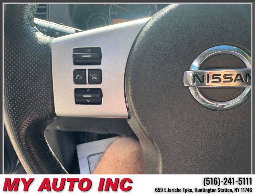 Used 2011 Nissan Pathfinder LE w/ Navigation Pkg AWD/4WD image 22