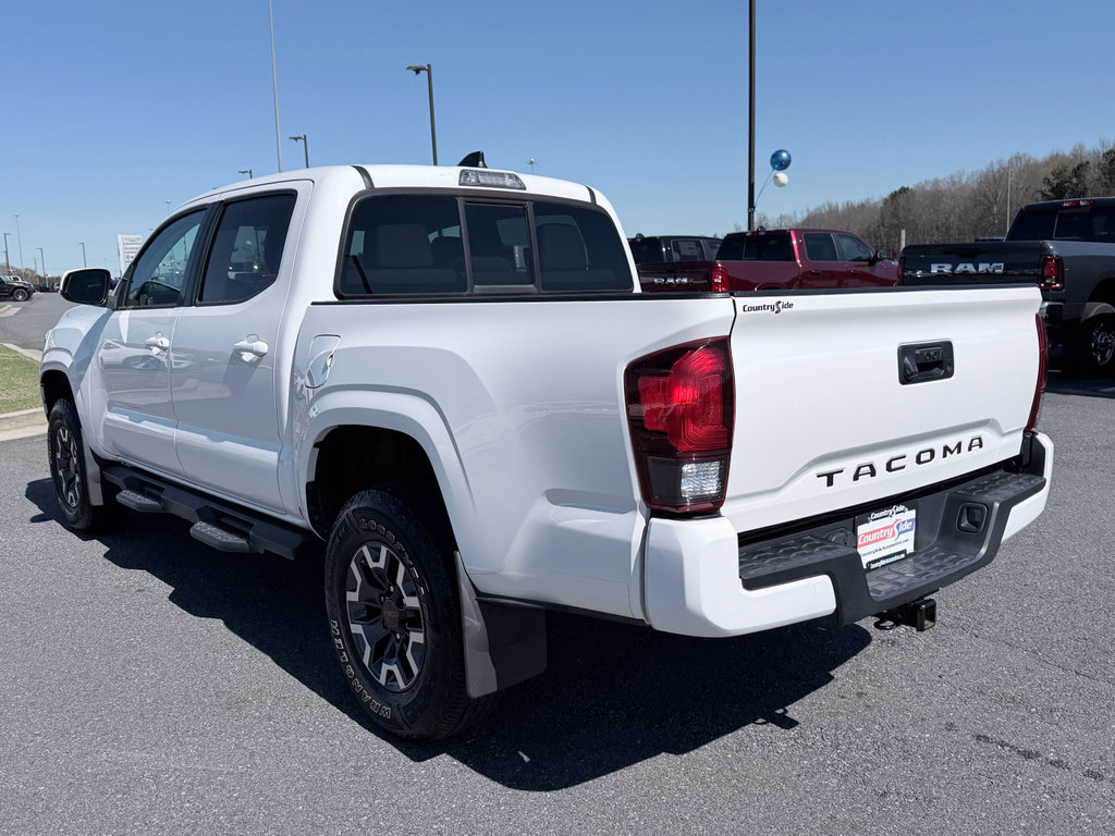 Used 2021 Toyota Tacoma SR w/ SR Convenience Package image 7