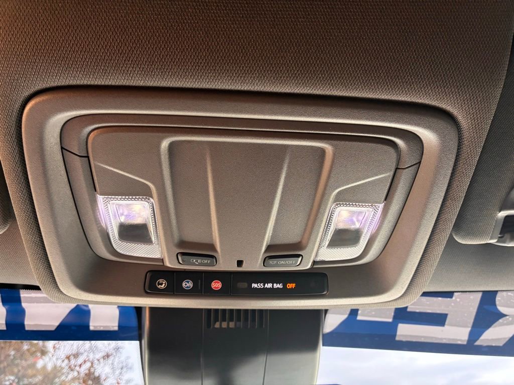 Certified 2024 Chevrolet Silverado 2500 Custom w/ Custom Convenience Package image 31