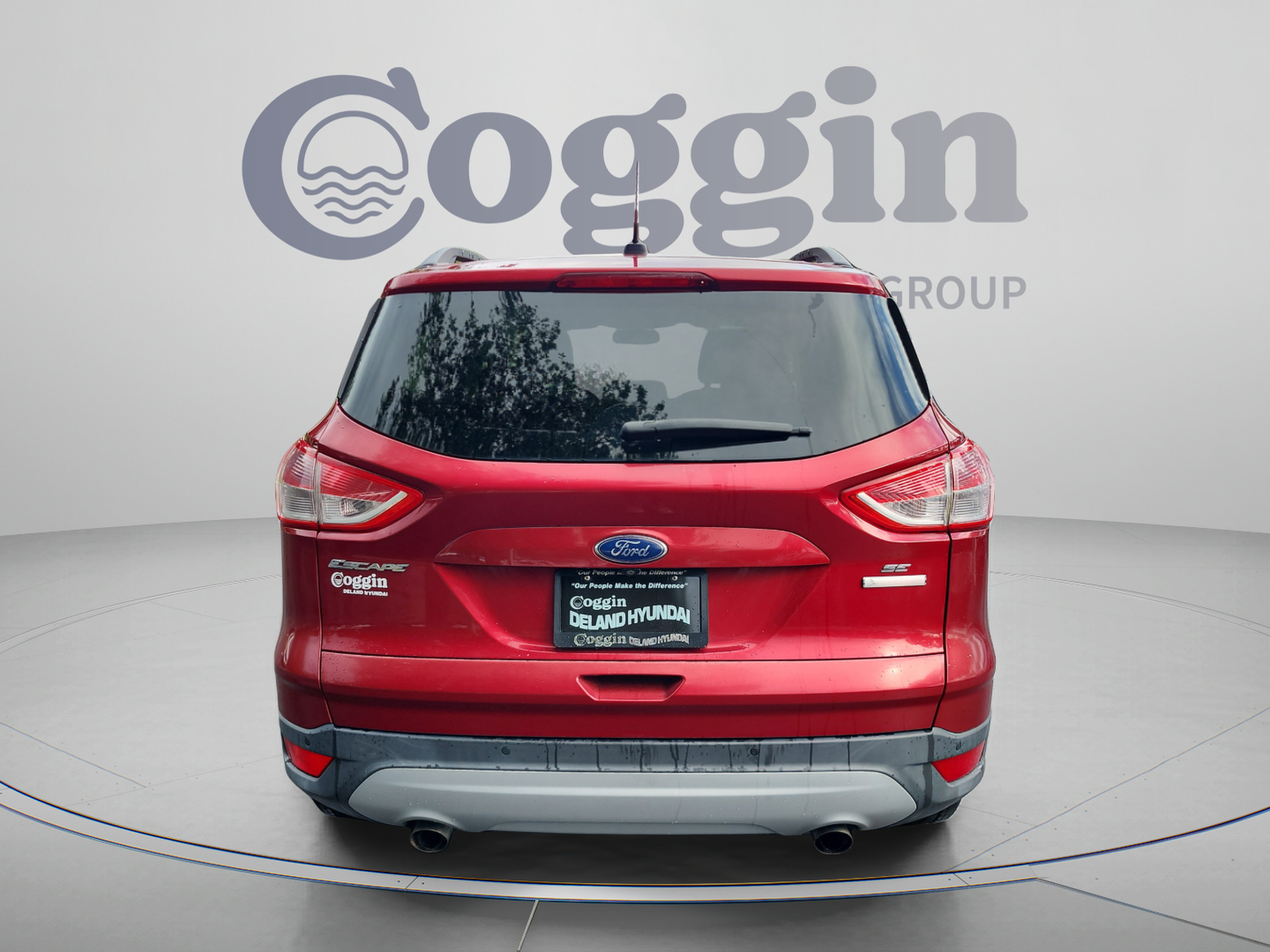 Used 2016 Ford Escape SE w/ Equipment Group 201A FWD image 4