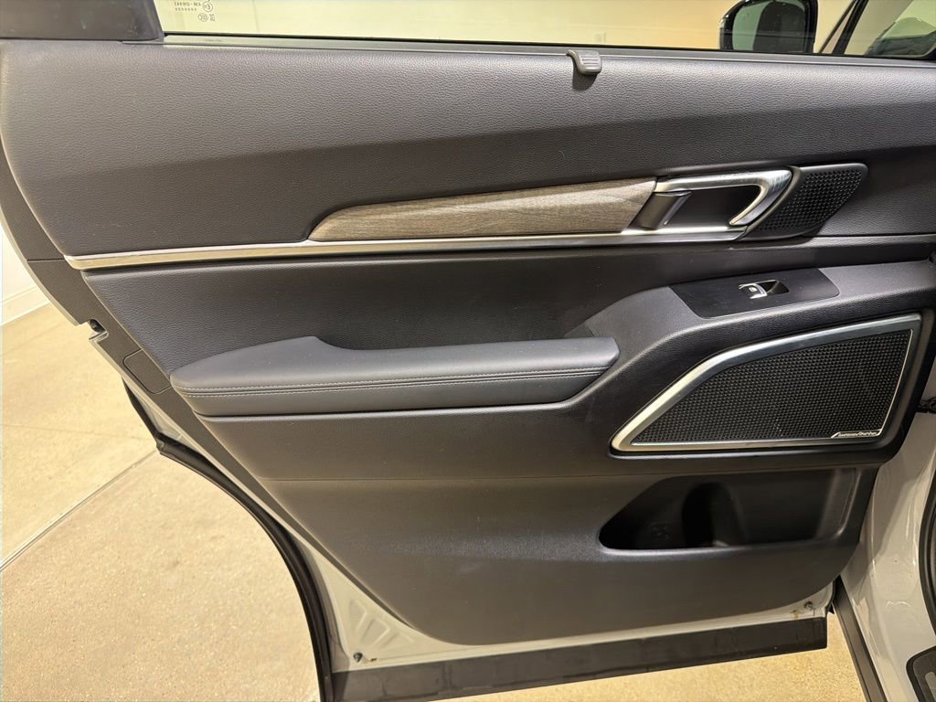 Used 2021 Kia Telluride SX w/ Nightfall Edition Package image 20