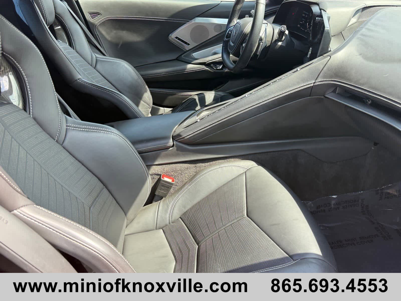 Used 2023 Chevrolet Corvette Stingray Premium Conv w/ Z51 Performance Package RWD image 17
