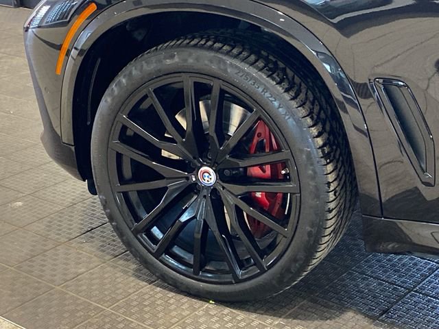 Used 2023 BMW X5 M50i w/ Parking Assistance Package image 7