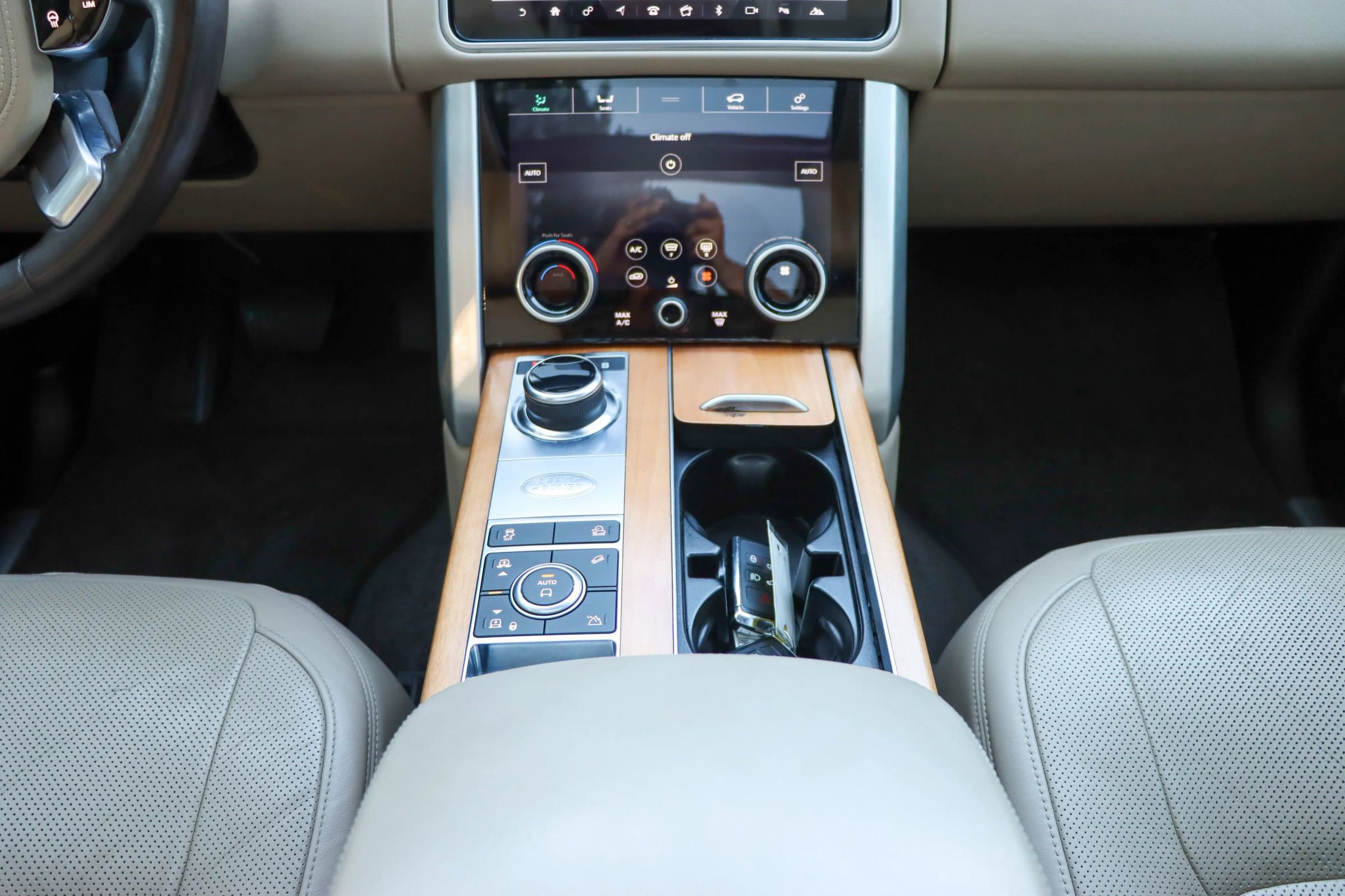 Used 2019 Land Rover Range Rover Supercharged AWD/4WD image 27