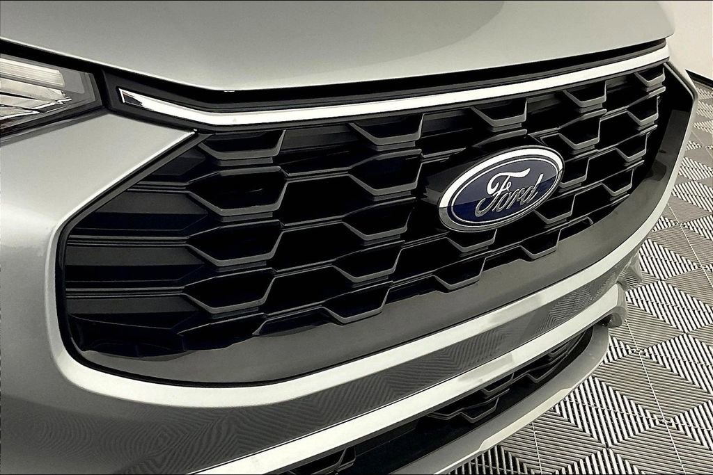 Used 2023 Ford Escape ST-Line image 38