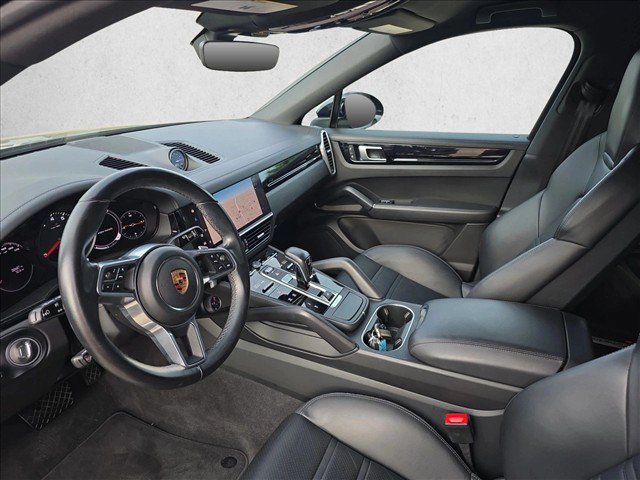 Used 2022 Porsche Cayenne Coupe AWD/4WD image 10