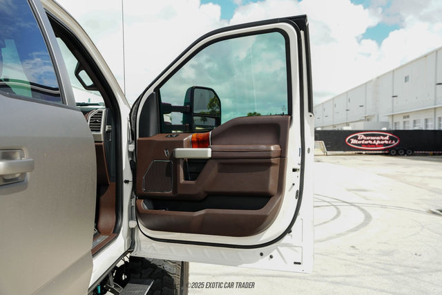 Used 2017 Ford F450 King Ranch w/ King Ranch Ultimate Package image 38