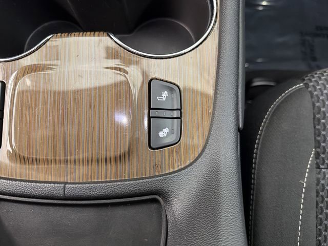 Certified 2020 GMC Acadia SLE w/ Driver Convenience Package image 32