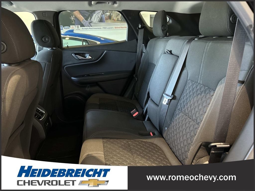 Certified 2020 Chevrolet Blazer L FWD image 12