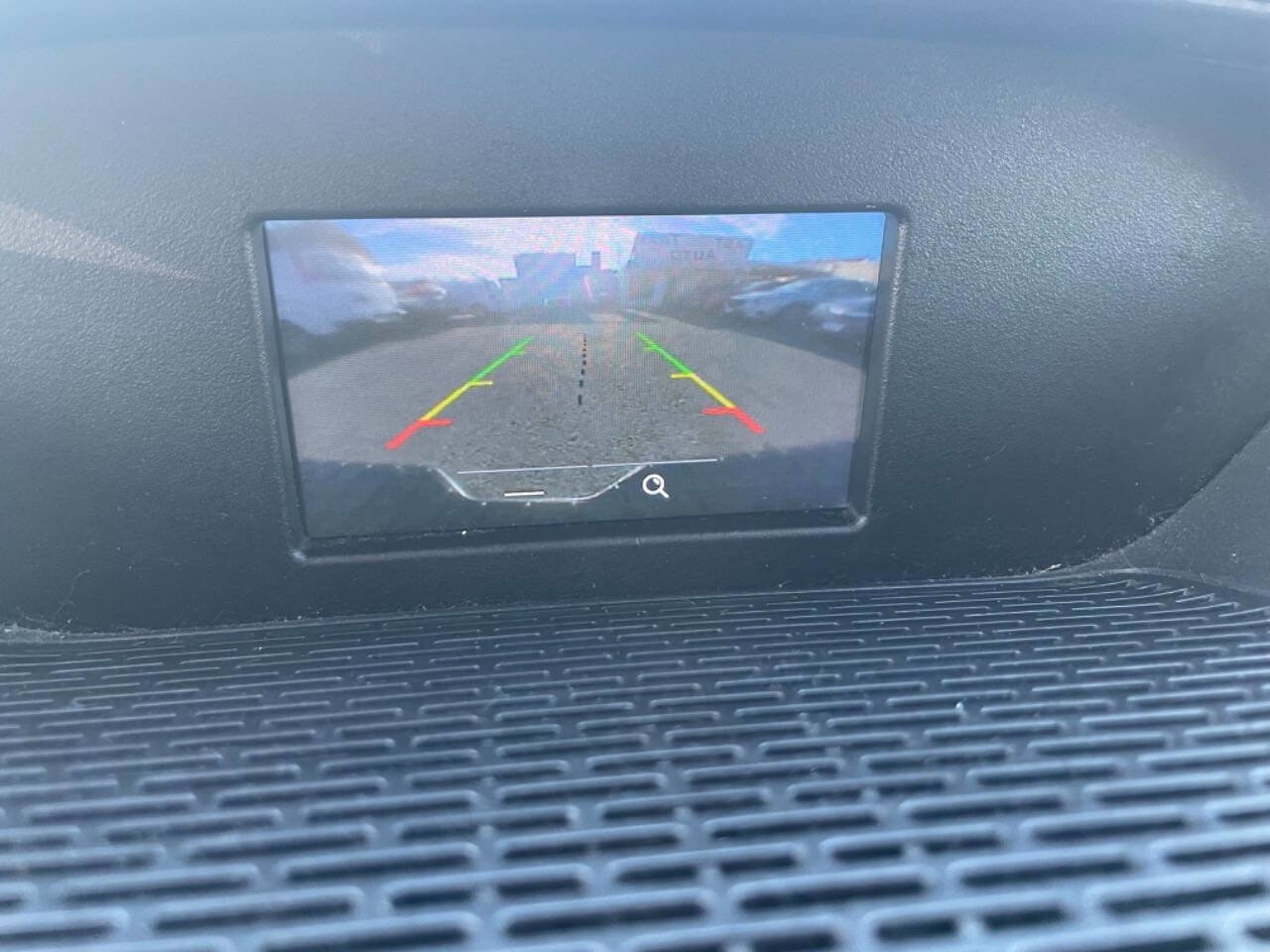 Used 2017 Ford Transit 250 130 Low Roof image 19