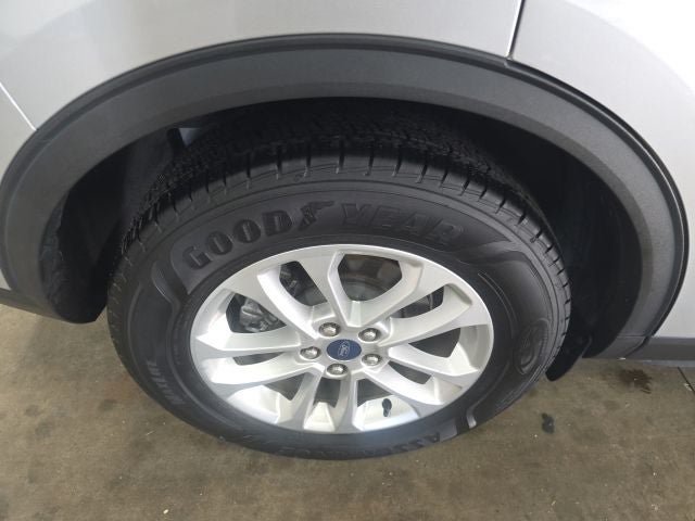 Used 2020 Ford Escape SE FWD image 7