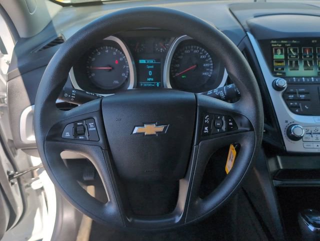 Used 2017 Chevrolet Equinox LS image 11