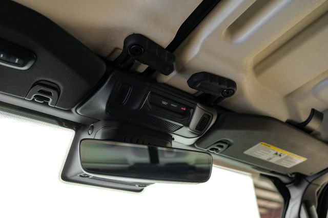 Used 2025 Jeep Gladiator Sport AWD/4WD image 81