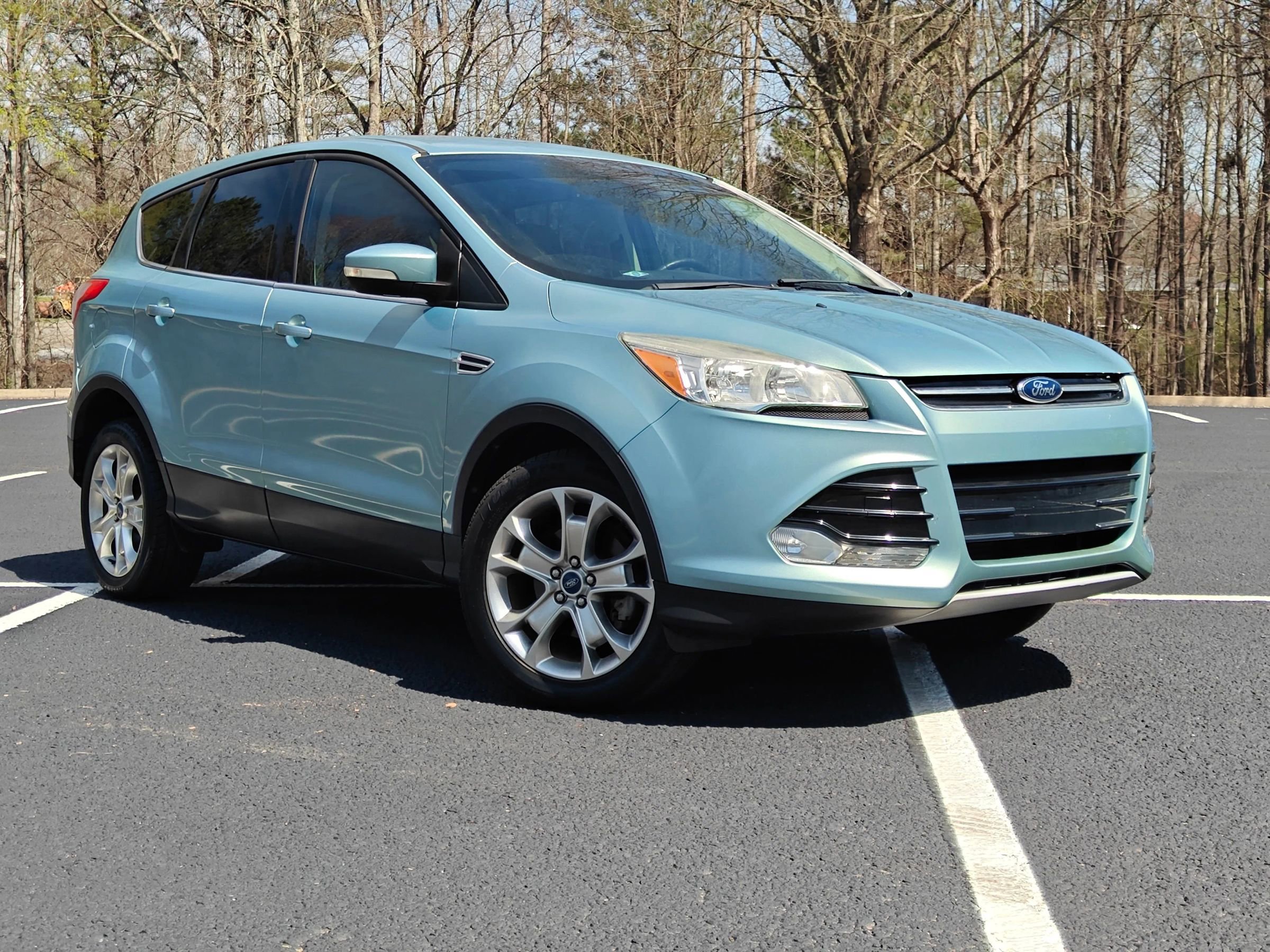 Used 2013 Ford Escape SEL image 2