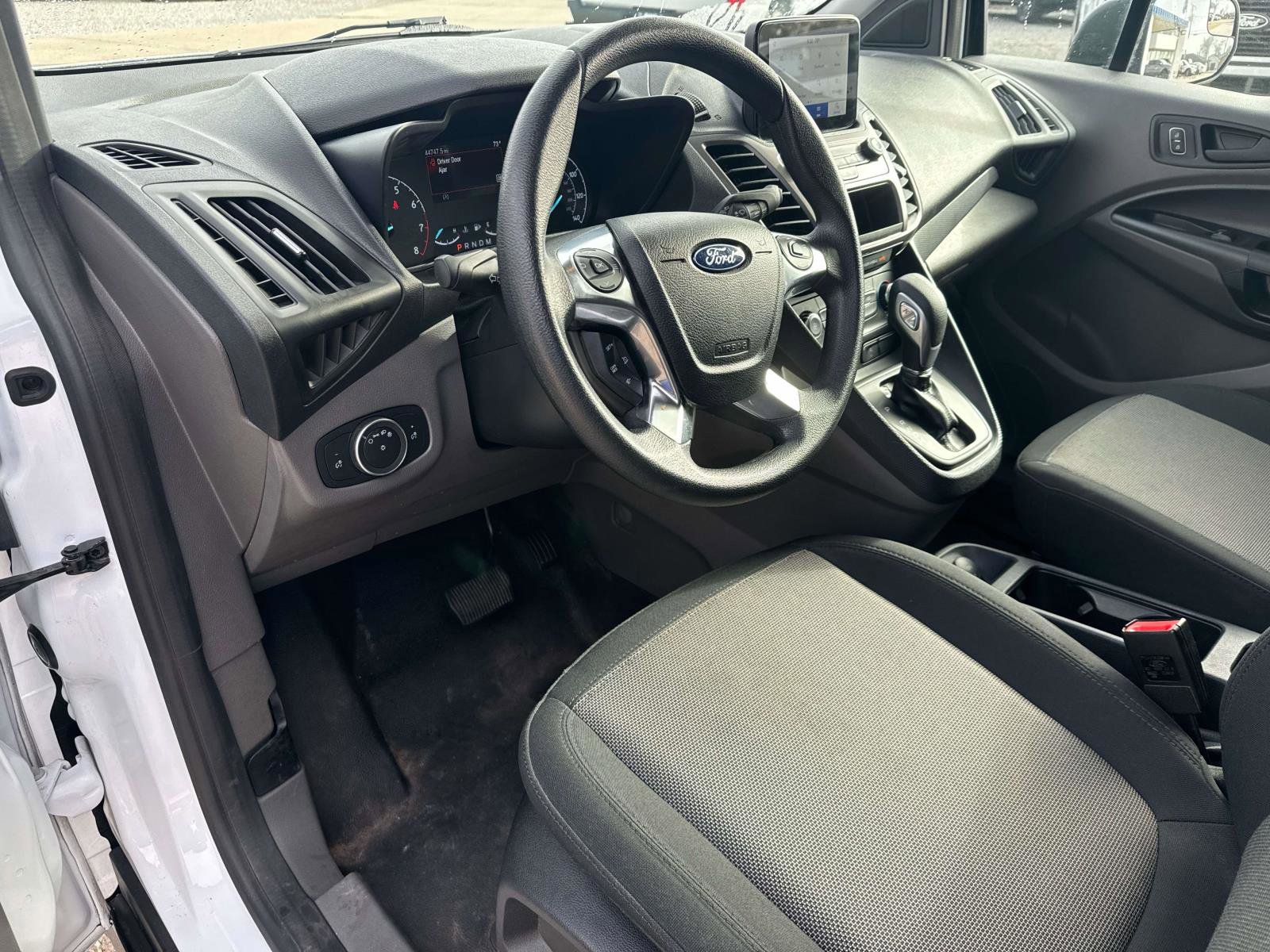 Used 2022 Ford Transit Connect XL image 17