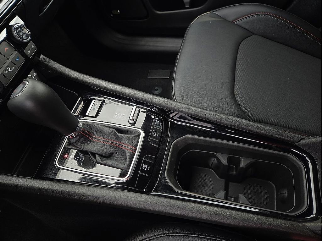 Used 2025 Jeep Compass Trailhawk w/ Sun & Sound Group image 20