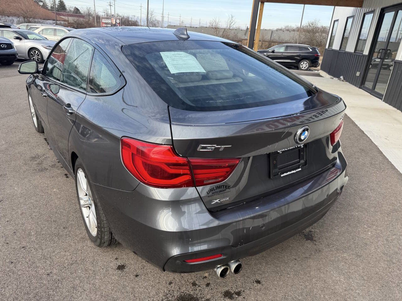 Used 2017 BMW 330i Gran Turismo xDrive AWD/4WD image 10