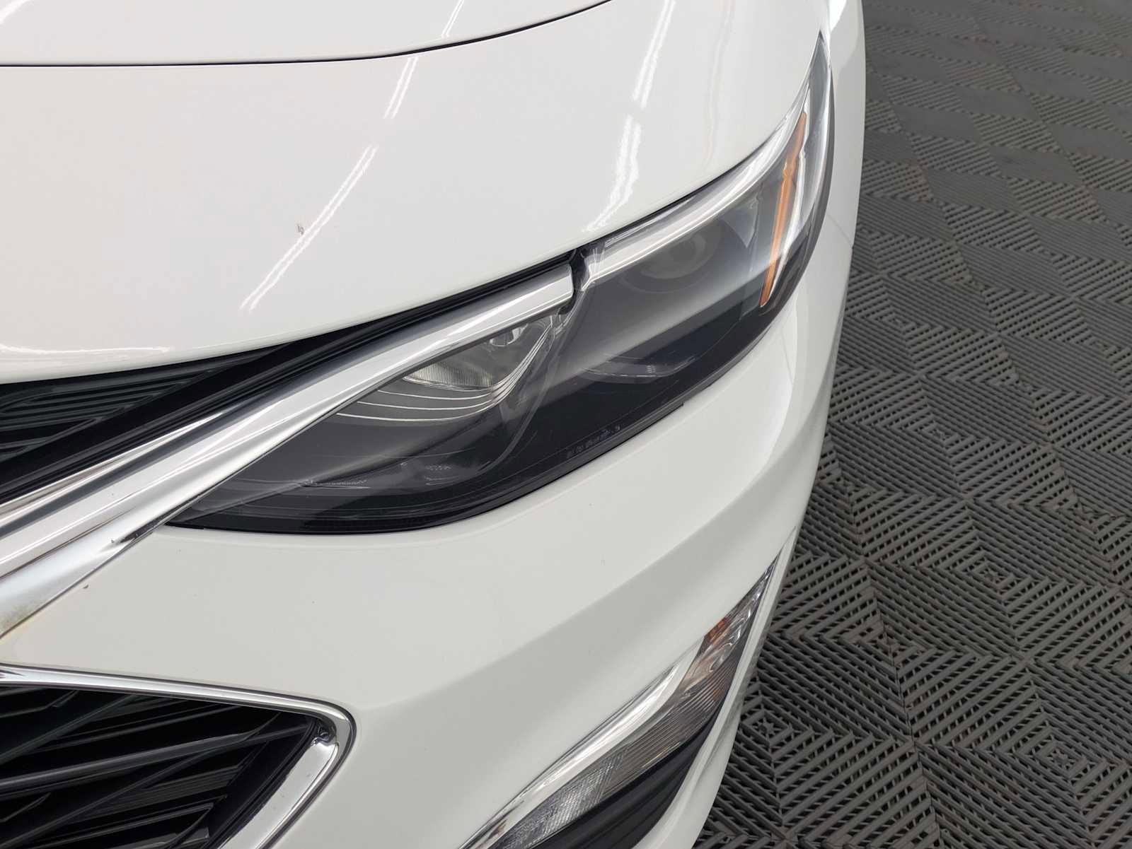 Used 2024 Chevrolet Malibu LT FWD image 10