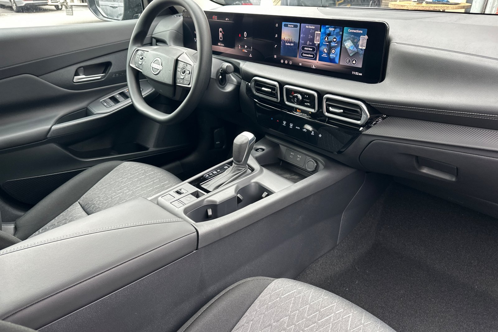 New 2026 Nissan Sentra SV w/ Floor Mat Package FWD image 15
