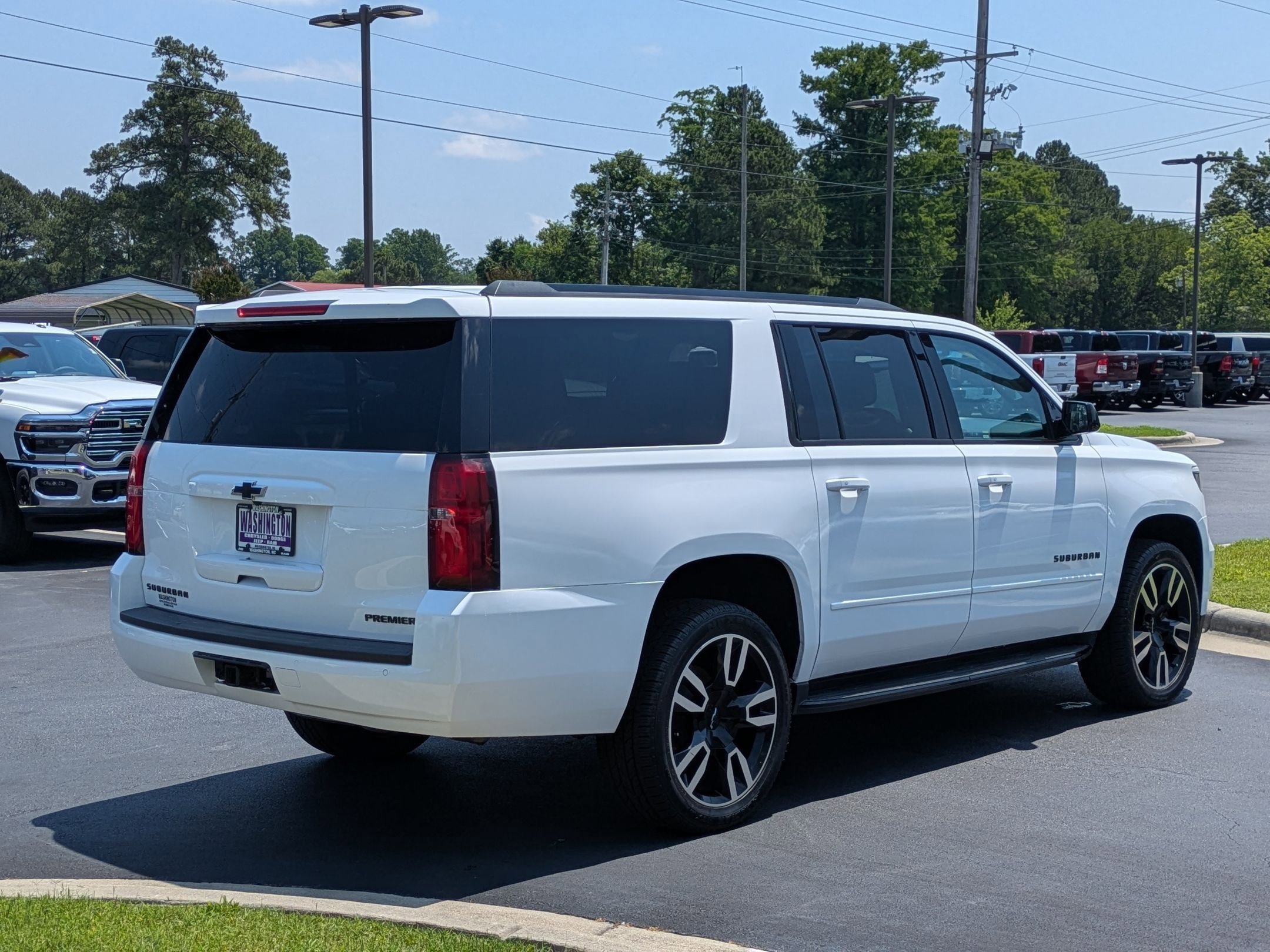 Used 2019 Chevrolet Suburban Premier w/ RST 6.2L Performance Edition image 5