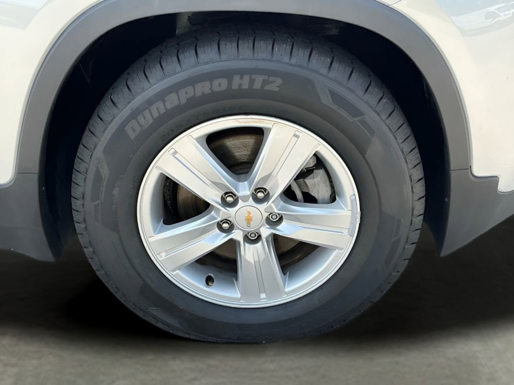Used 2019 Chevrolet Trax LT w/ LT Convenience Package image 13