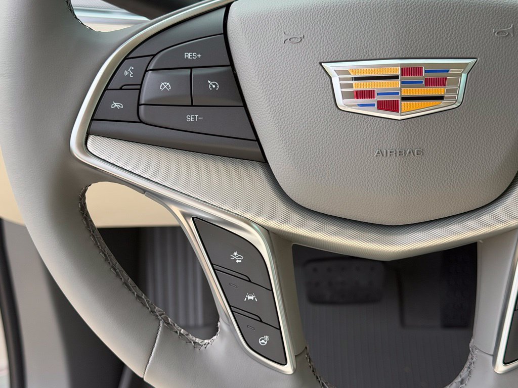 New 2026 Cadillac XT5 Premium Luxury w/ Driver Assist Package FWD image 31