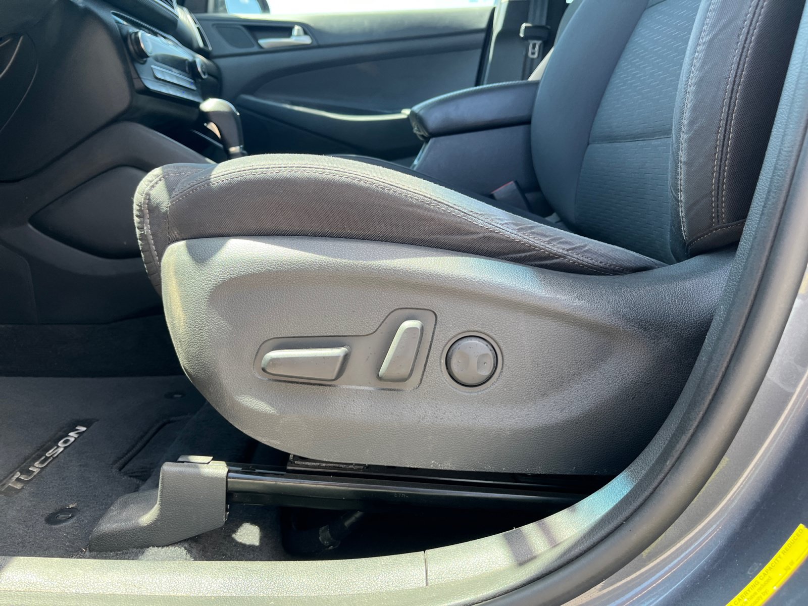 Used 2019 Hyundai Tucson SEL w/ Cargo Package FWD image 17