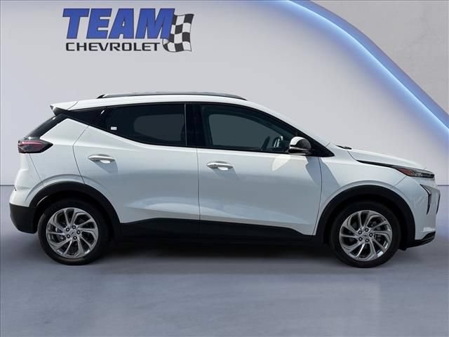 Certified 2023 Chevrolet Bolt EUV LT FWD image 5