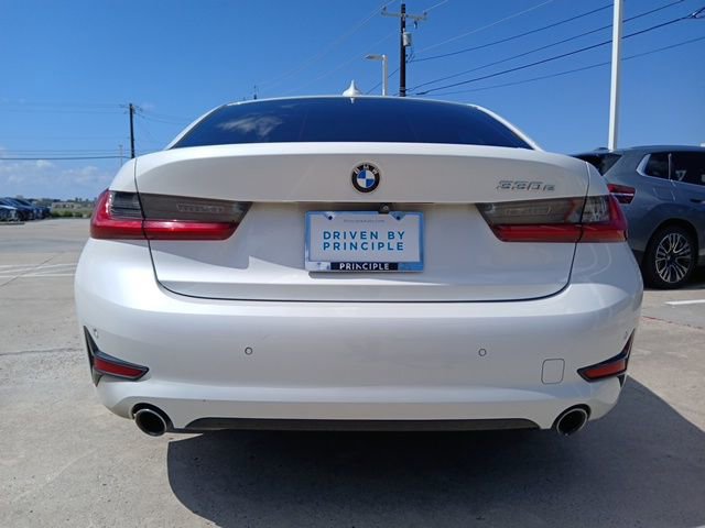Used 2021 BMW 330e w/ Convenience Package image 8