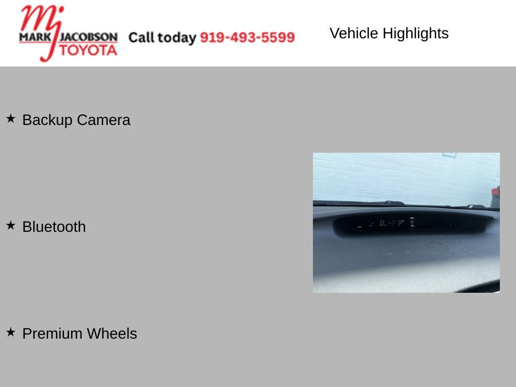 Used 2015 Toyota Prius Three FWD image 5