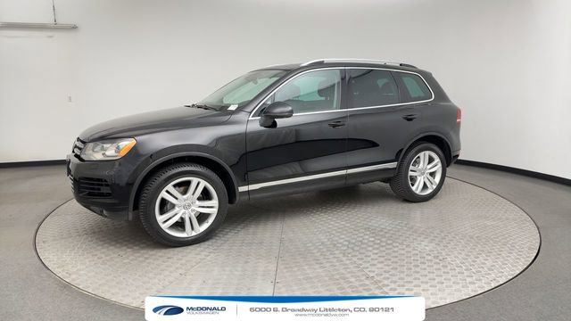 Used 2011 Volkswagen Touareg TDI AWD/4WD image 6
