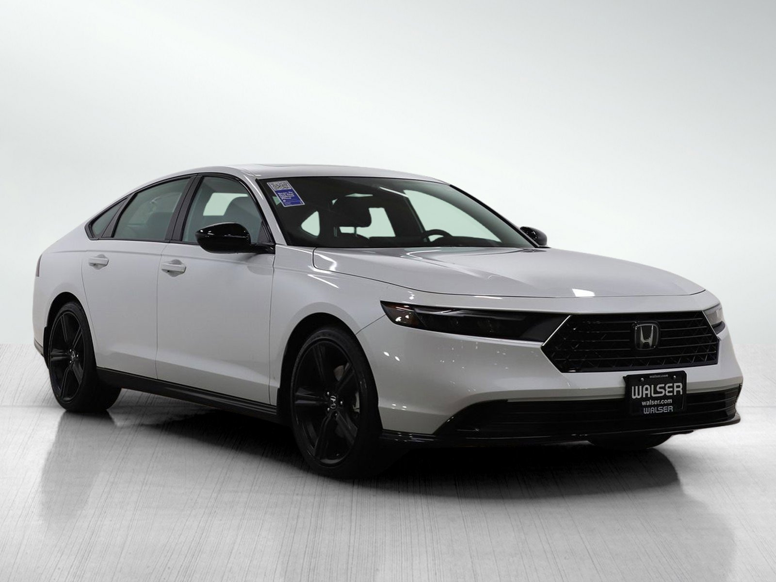 Used 2023 Honda Accord Sport image 7