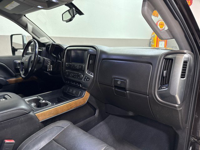 Used 2019 Chevrolet Silverado 3500 LTZ w/ Duramax Plus Package image 55