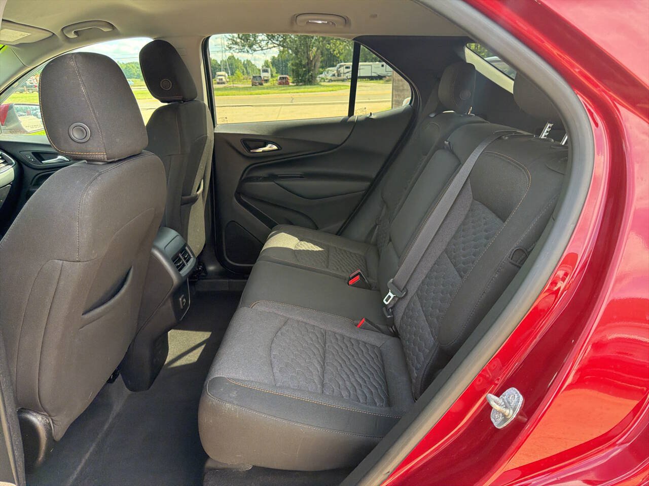 Used 2019 Chevrolet Equinox LT AWD/4WD image 14