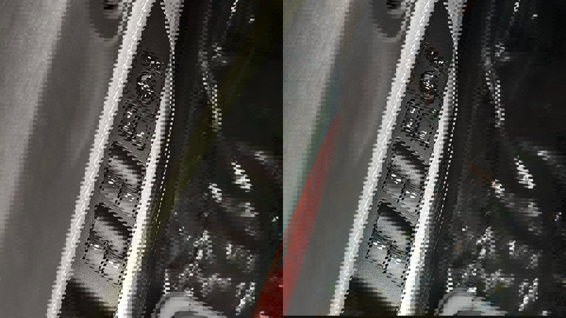 Used 2015 Acura TLX V6 image 19