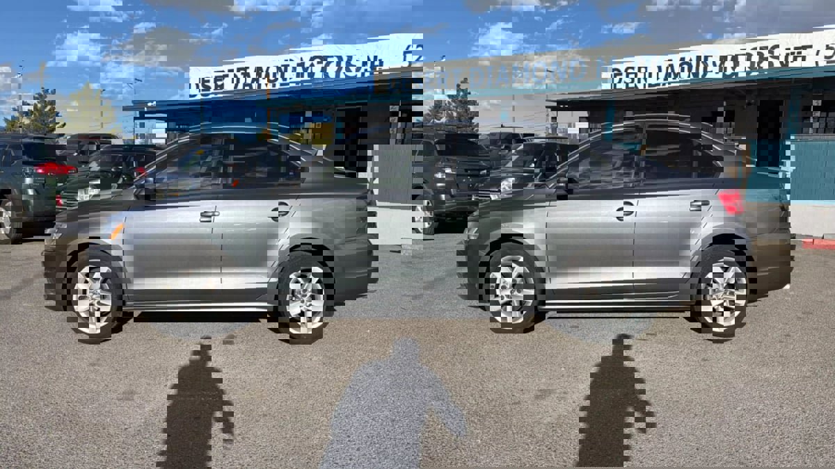 Used 2011 Volkswagen Jetta TDI image 3