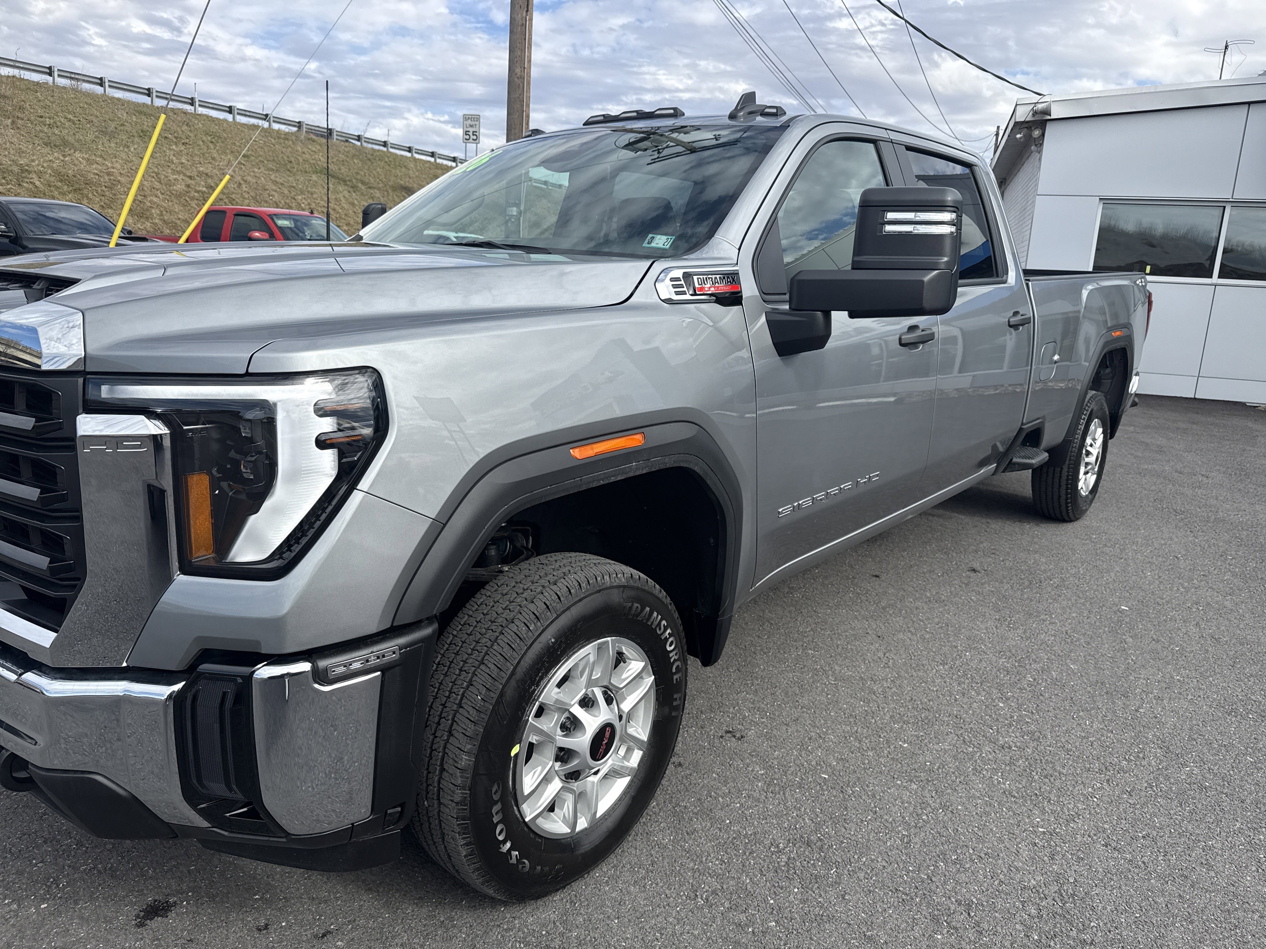 New 2026 GMC Sierra 2500 Pro w/ Convenience Package image 7