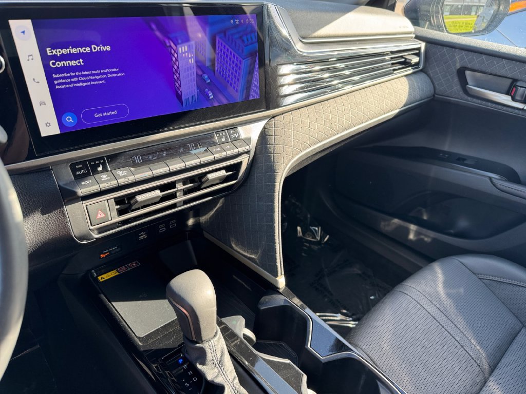 Used 2026 Toyota Camry XLE AWD/4WD image 29
