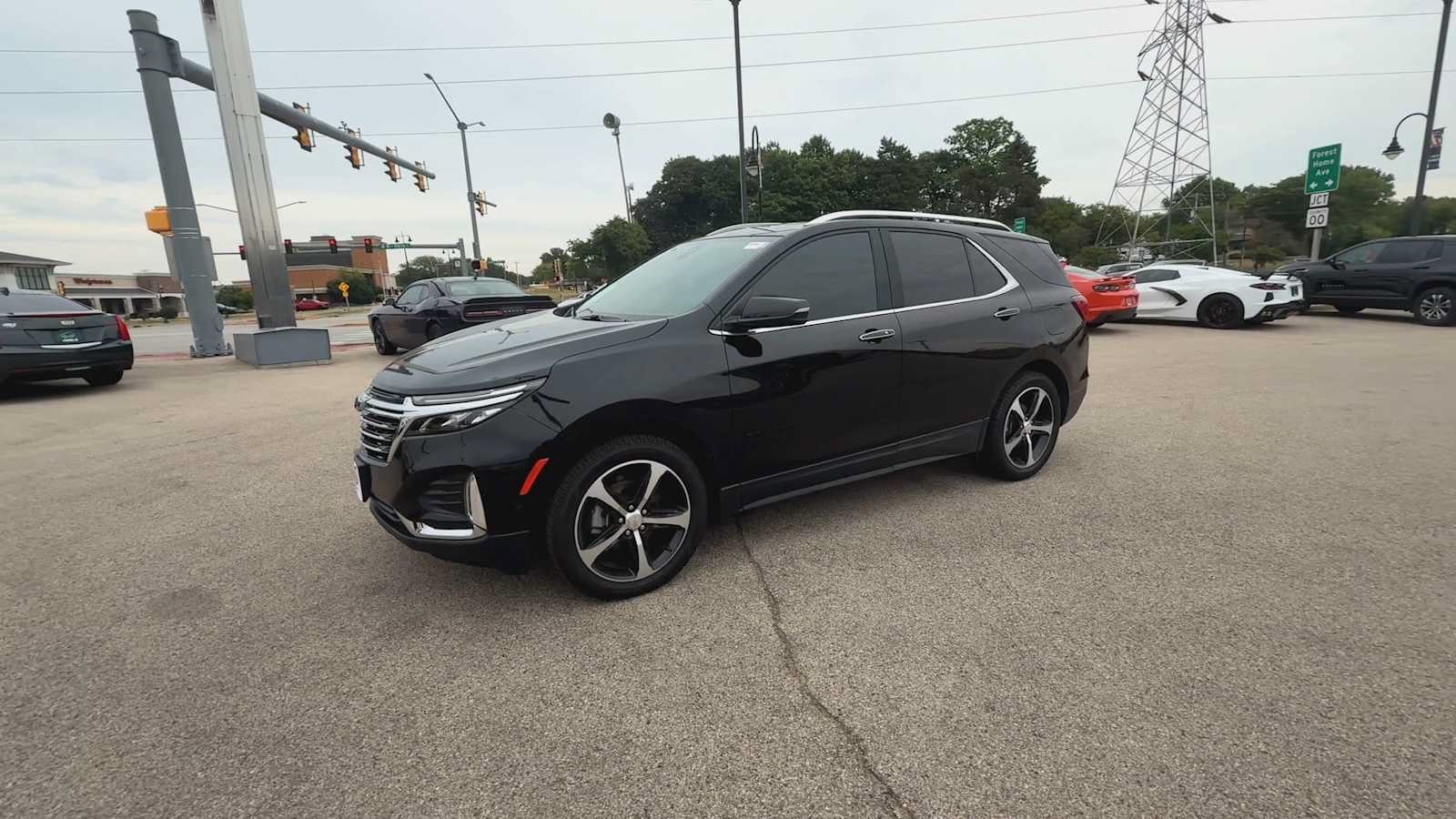 Certified 2023 Chevrolet Equinox Premier AWD/4WD image 4