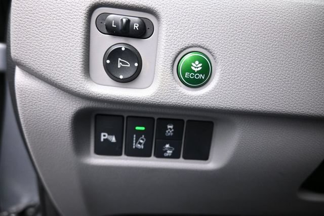 Used 2016 Honda Pilot Elite image 17