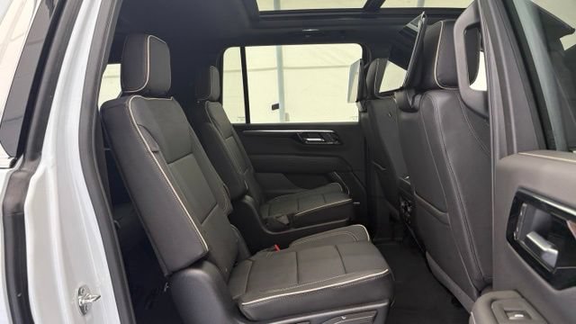New 2026 Chevrolet Suburban Premier AWD/4WD image 31