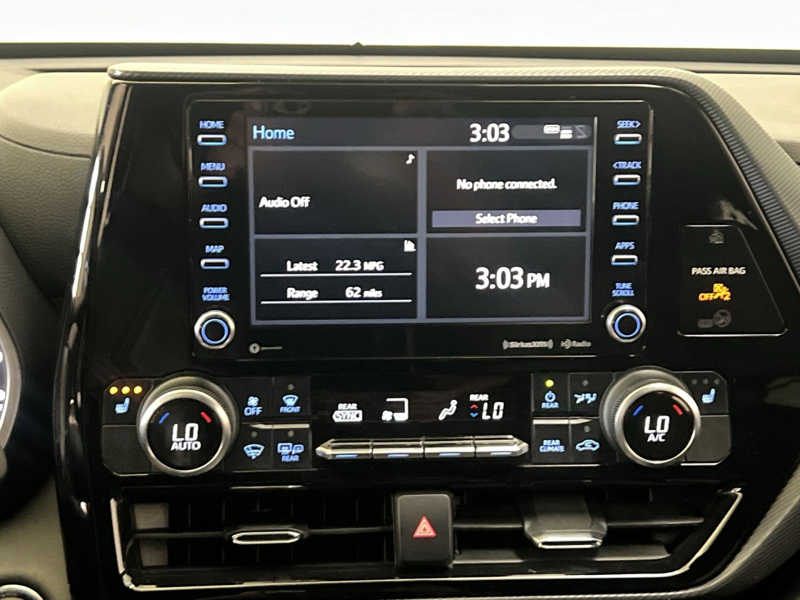 Used 2022 Toyota Highlander XSE AWD/4WD image 19