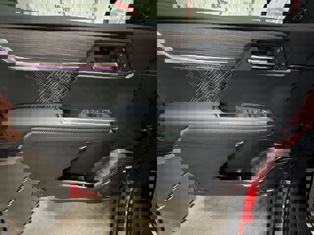 New 2026 GMC Acadia Denali w/ Super Cruise Package image 21